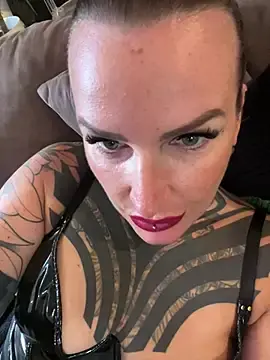 Stripchat Sex Chat of KathaleaNoir