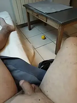Stripchat Free Porn Cam of Corref