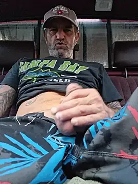Stripchat Free Porn Cam of Hotbodyscottie