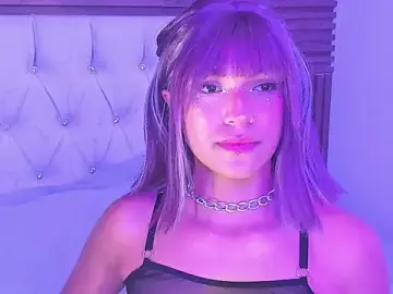 Stripchat Free Live Porn of KatieRougee_