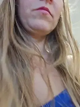 Stripchat Best Webcam of SkyelarsWorld