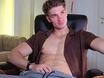 Stripchat Private Sex Chat of MaxKaiden