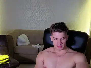 Stripchat Free Live Porn of MaxKaiden