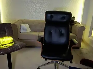 Stripchat Free Porn Cam of MaxKaiden