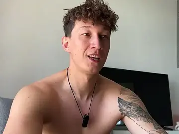 Stripchat Free Live Porn of ohh_dani