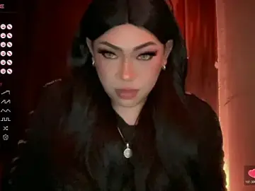 Stripchat Live Porn of madam_agnes1