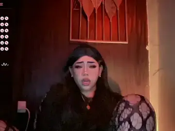 Stripchat Free Porn Cam of madam_agnes1