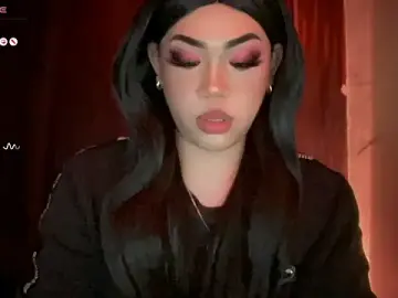 Stripchat Free Live Porn of madam_agnes1