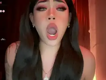 Stripchat Free Porn Cam of madam_agnes1