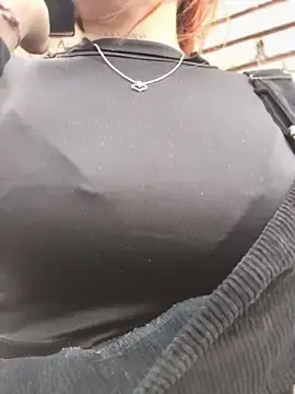 Stripchat Sex Cam of Alis_xxx