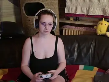 Stripchat Sex Cam of GamerGirl_Eve