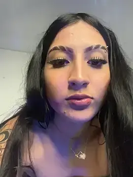 Stripchat Live Sex Cam of Naaria_