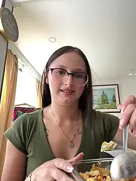 Stripchat Free Live Porn of Maddy_roouse