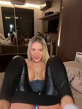 Stripchat Nude Webcam of jasminesummer