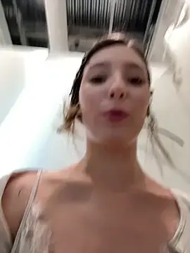 Stripchat Watch Live Sex Cams of LilluKatten