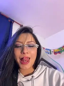 Stripchat Live Porn of Melii_1