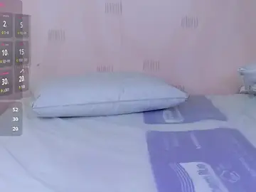 Stripchat Live Sex Cam of curvybuffgirllll