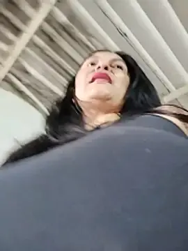 Stripchat Live Sex of Horny-Mommy-Dirty