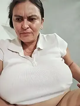 Stripchat Free Live Porn of Horny-Mommy-Dirty