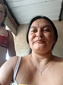 Stripchat Sex Cam of Horny-Mommy-Dirty