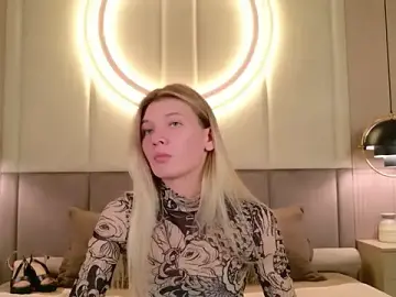 Stripchat Live Porn of Vivien_Hans