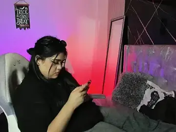 Stripchat Sex Cam of im_bunny_1
