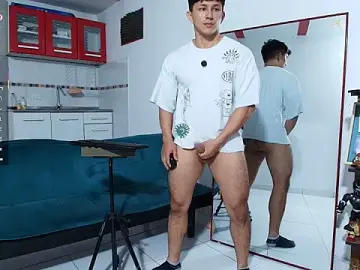 Stripchat Free Live Porn of jacques_cardiet