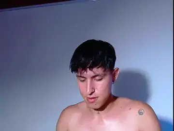 Stripchat Free Porn Cam of rowanbig