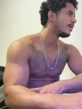 Stripchat Live Sex Cam of Sanicrt
