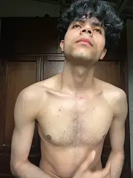 Stripchat Live Sex Cam of Axel-Mejia