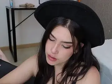 Stripchat Watch Live Sex Cams of Alegna_Moon_