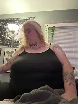 Stripchat Sex Cam of vanessraine