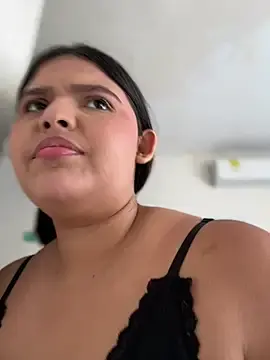 Stripchat Live Sex Cam of Lia_sexx