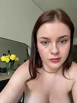 Stripchat Free Porn Cam of MaribelRiver