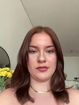 Stripchat Sex Cam of MaribelRiver