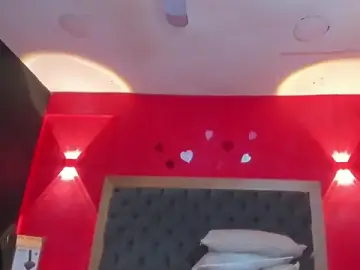 Stripchat Free Live Porn of YayaHilton
