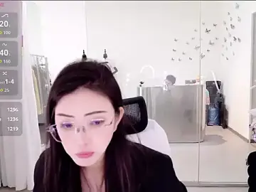 Stripchat Watch Live Sex Cams of yangyang-777