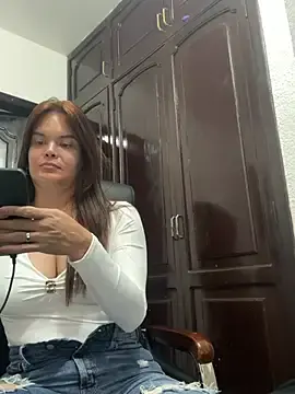 Stripchat Free Porn Cam of Sexifantasia