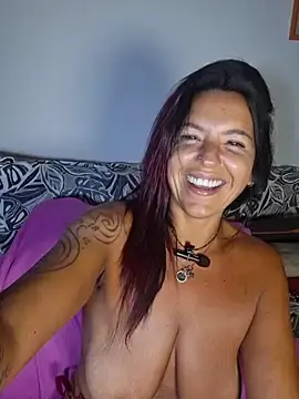 Stripchat Live Porn of allyson22andy