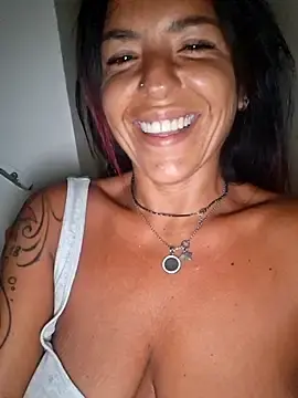 Stripchat Sex Cam of allyson22andy