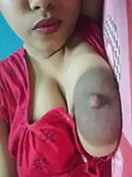 Stripchat Free Porn Cam of sexyindi_couple