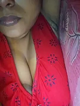 Stripchat Adult Webcam of sexyindi_couple