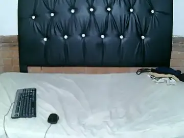 Stripchat Adult Webcam of SluttyTall