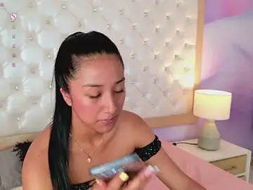 Stripchat Free Porn Cam of ninaBravu
