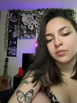Stripchat Free Porn Cam of Mamachulita