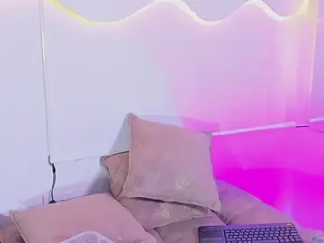 Stripchat Free Porn Cam of MiaHansson