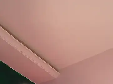 Stripchat Watch Live Sex Cams of caroline_adams_