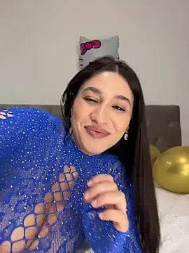 Stripchat Live Sex Cam of IrisBlues