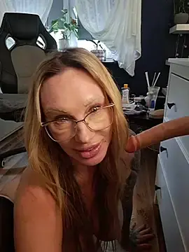 Stripchat Adult Video Chat of missjenn_x