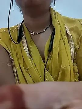 Stripchat Free Porn Cam of KAJALBHABHI_